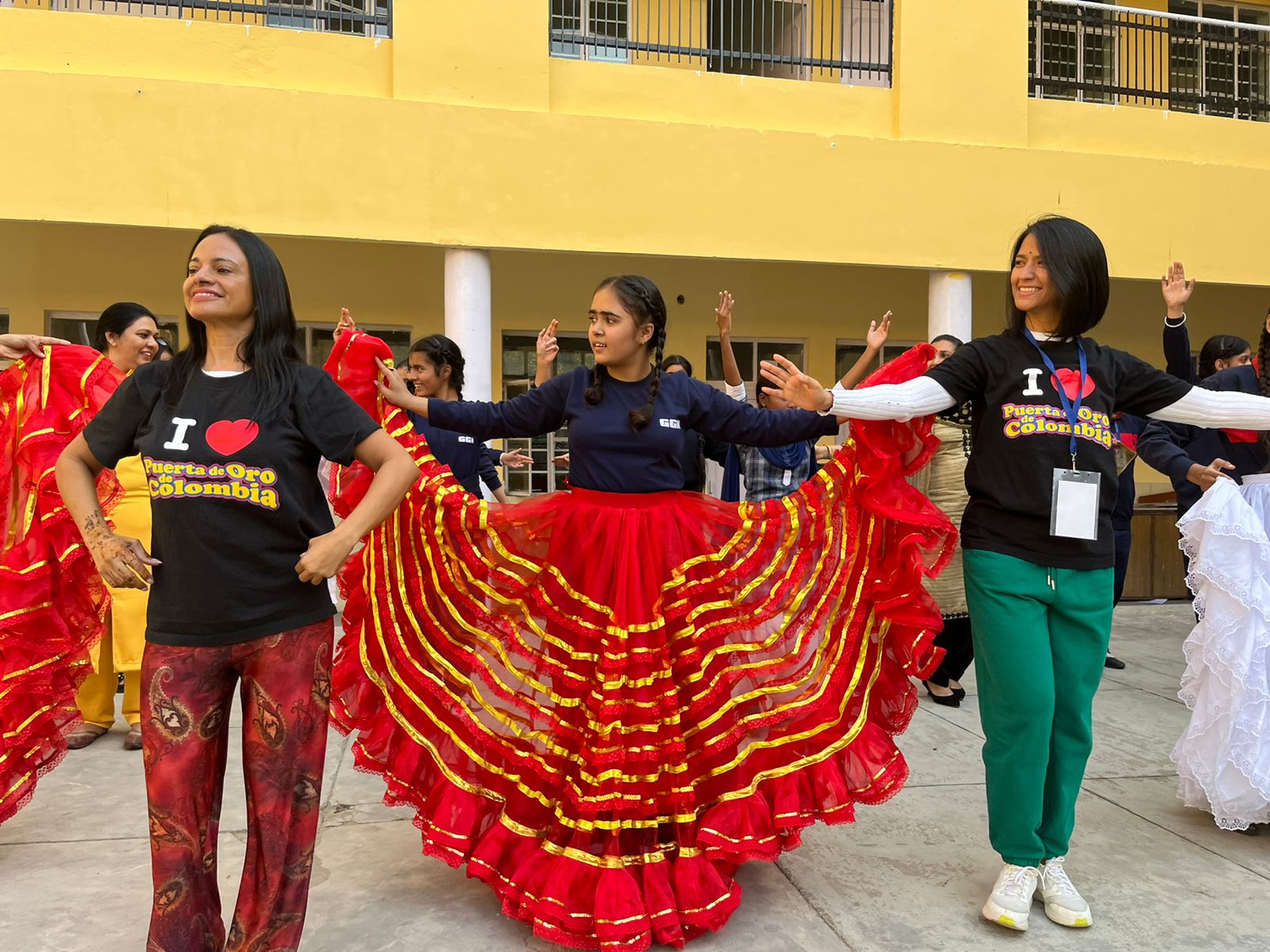 COLOMBIAN folk DANCE international WORKSHOP at GGN 