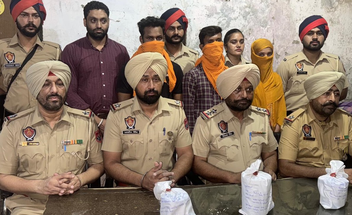 Woman among three UP smugglers arrested with 2 KG opium