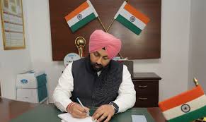 Punjab government opens portal to receive applications for regularising contractual teachers, informs Harjot Singh Bains