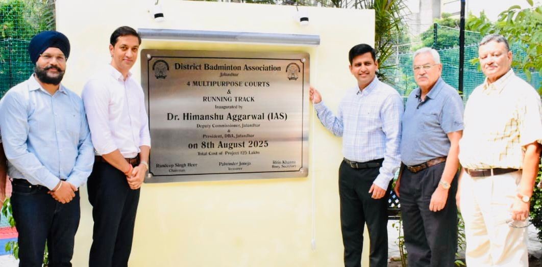 DC dedicates 4 courts to  public at Hansraj Stadium