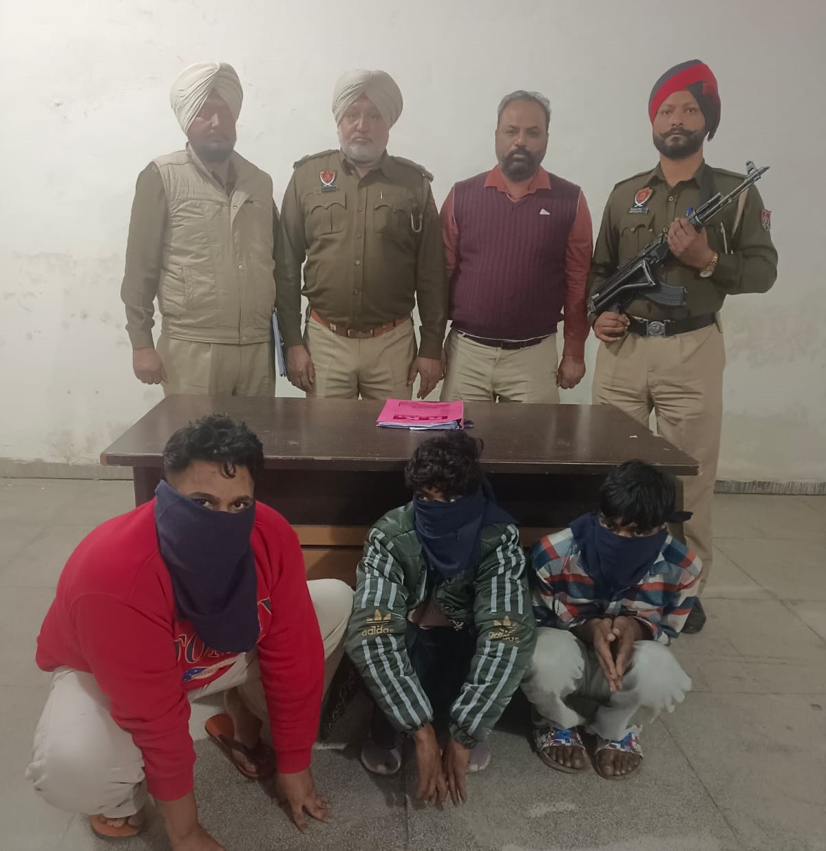 Gang of burglars busted, three arrested   