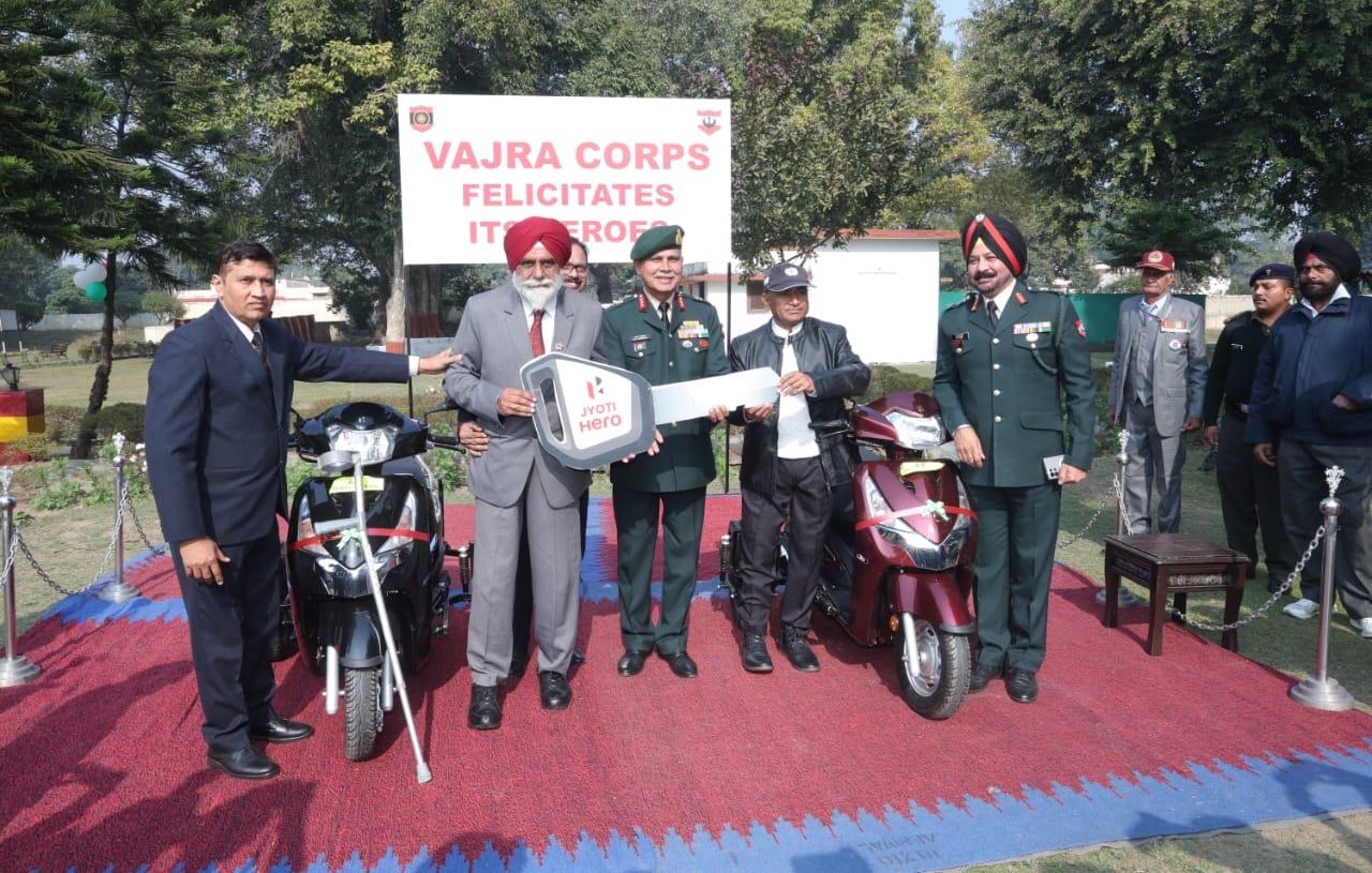 Army celebrates Veteran's Day, Army  Day,