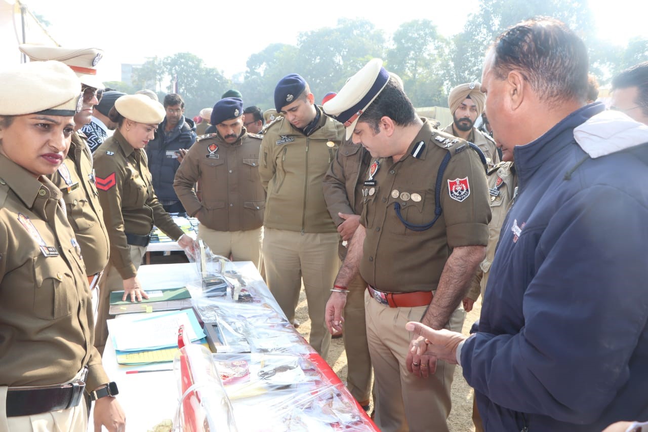 Jalandhar Commissionerate police return seized properties to rightful owners