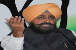 AAP plays with emotions of Sikhs on sacrilege issue: Bajwa