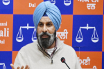 Akali leader Majithia attacks CM Mann, says- “CM Mann indulging in crime against humanity by politicesing law and order issue, demands resign immediately