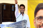 Ishudan Gadhvi as AAP's CM face in Gujarat, announces Arvind Kejriwal